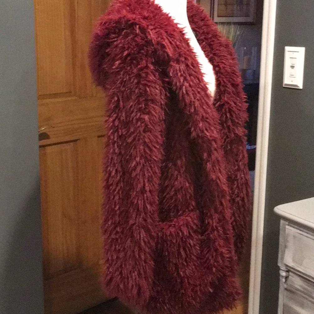 Red Wine Faux llama Fur Coat. ❤️🔥 Last small!! - Picture 5 of 6